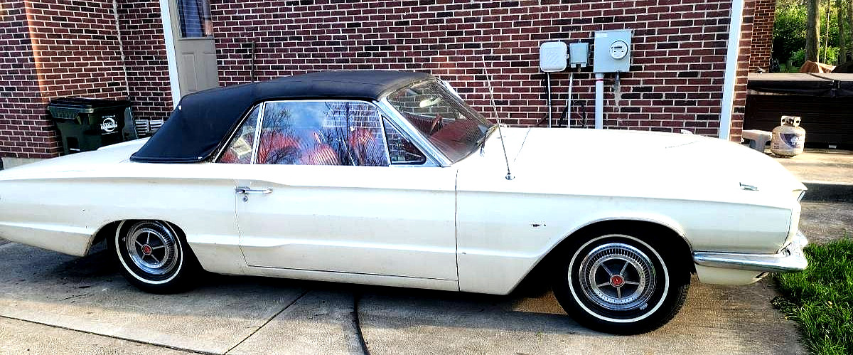 Ford-Thunderbird-1966-Convertible