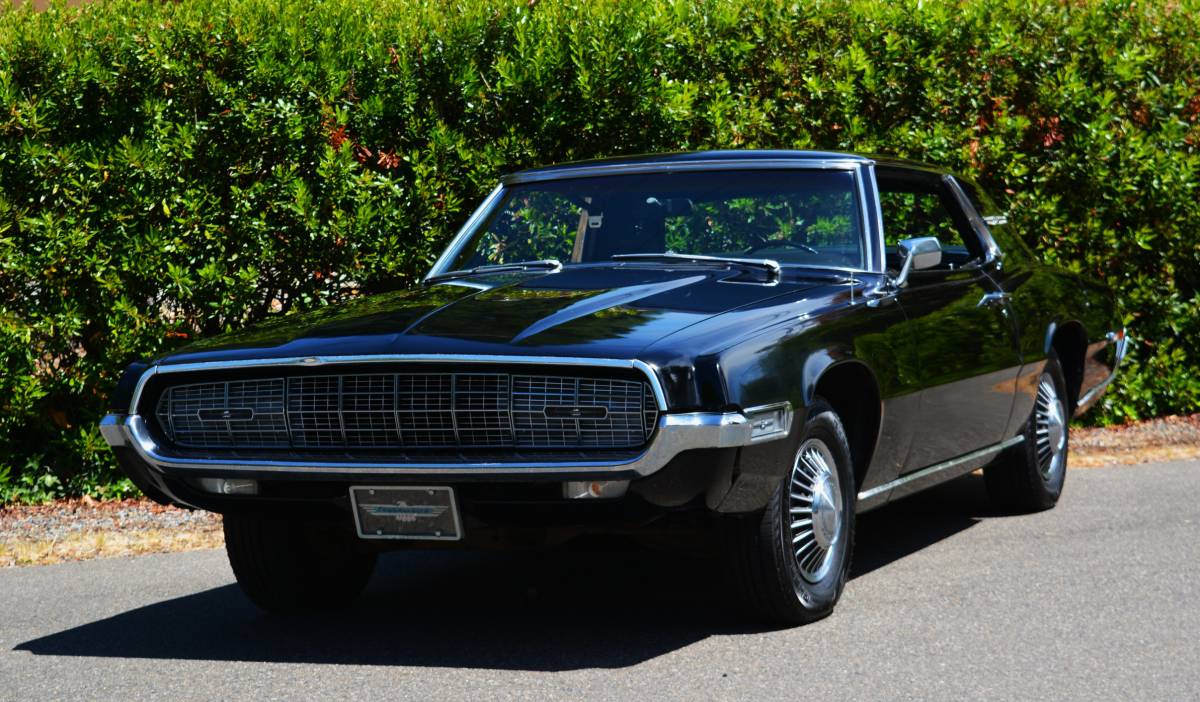 Ford-Thunderbird-1968-black