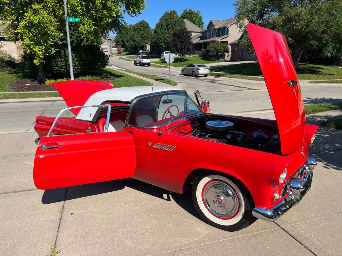 Ford-Thunderbird-convertible-1955-red