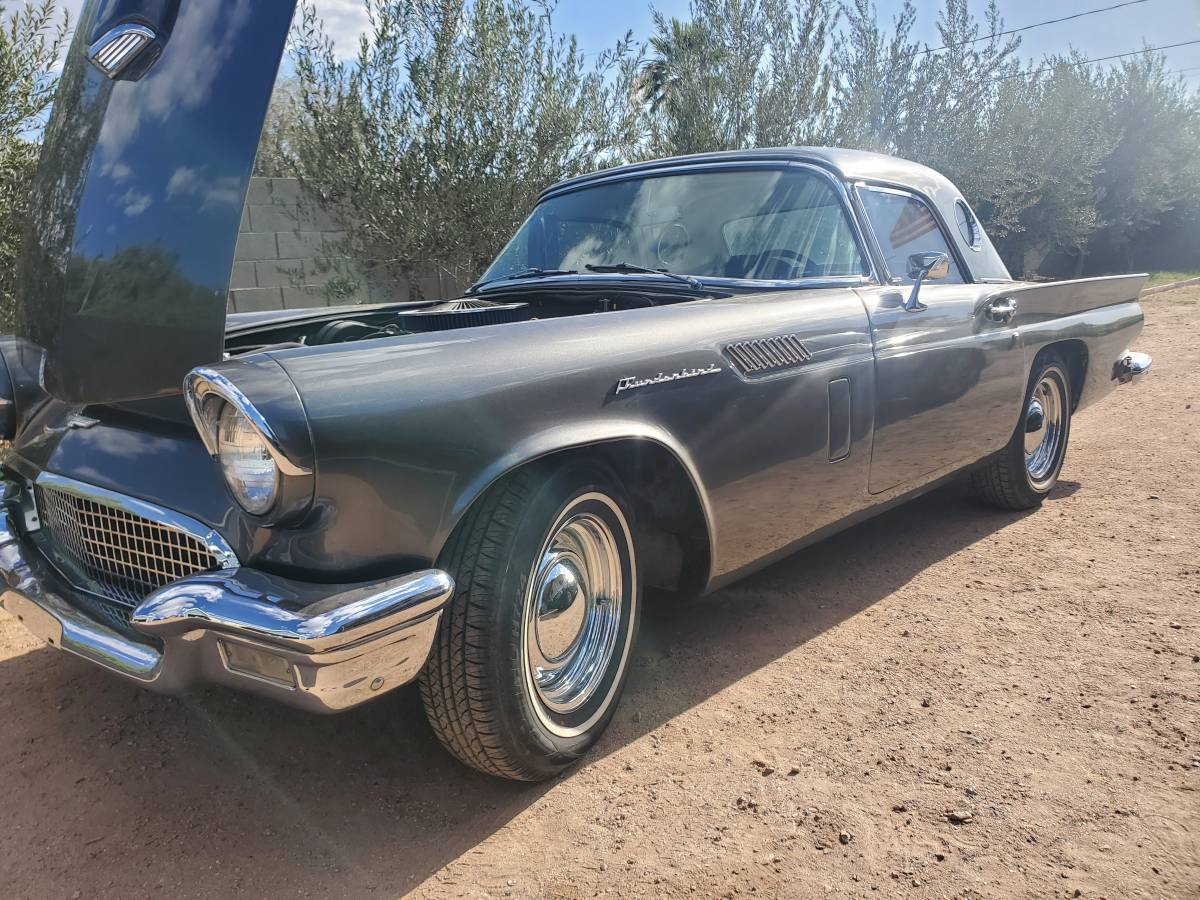 Ford-Thunderbird-convertible-1957