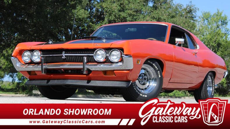 Ford-Torino-1971-Orange-Black