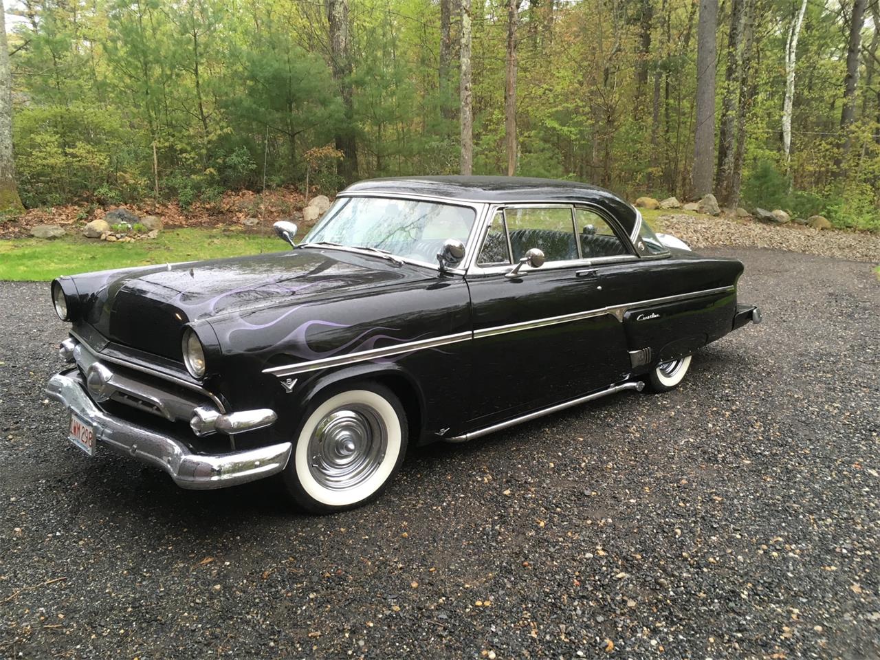 Ford-Victoria-1954-Black-Black