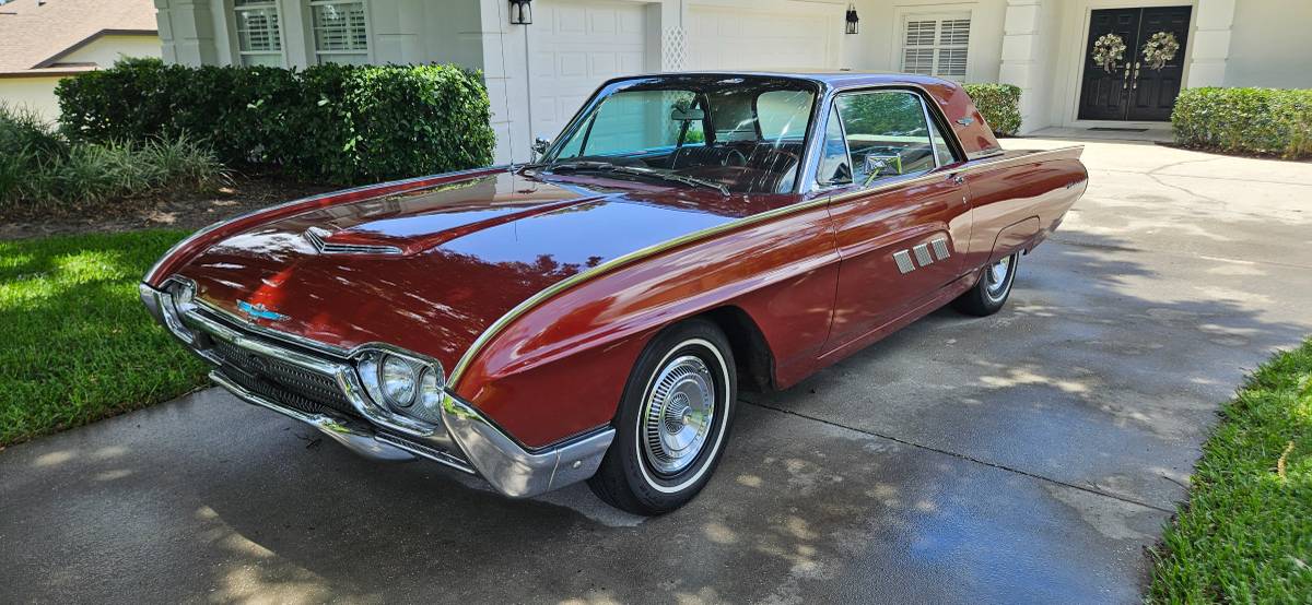 Fore-thunderbird-1963-red