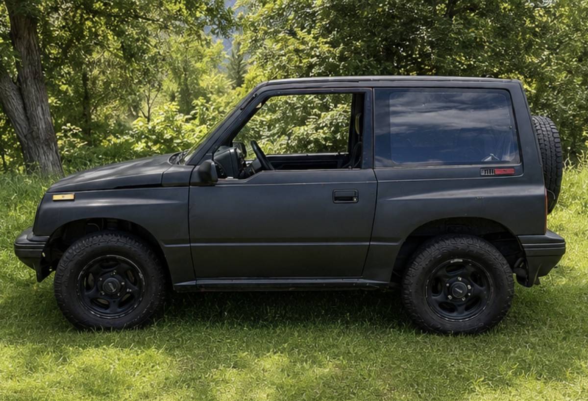 Geo-metro-1994-black