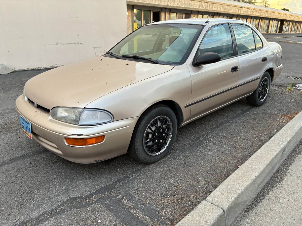 Geo-prizm-1996