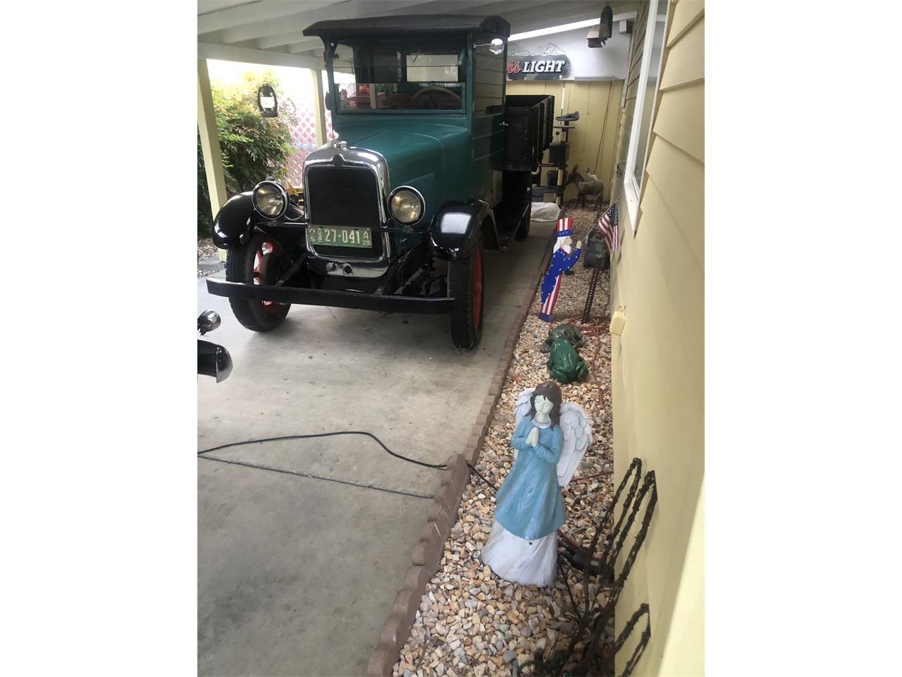 Gmc-1-ton-flatbed-1929-Green-Green