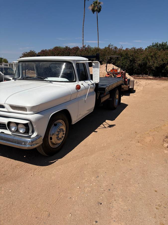 Gmc-1961-white