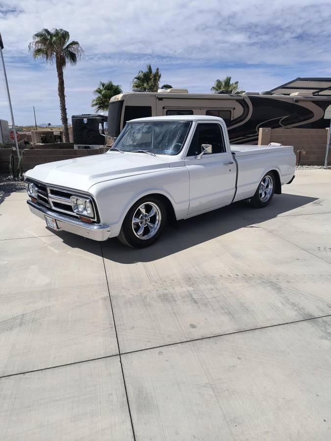 Gmc-1968-white
