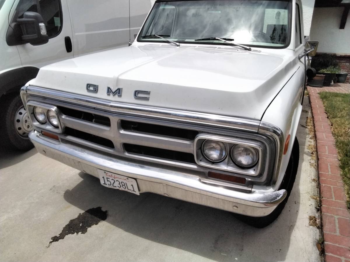 Gmc-2500-1970-white