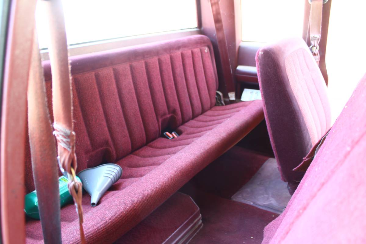 Gmc-K2500-1989-red