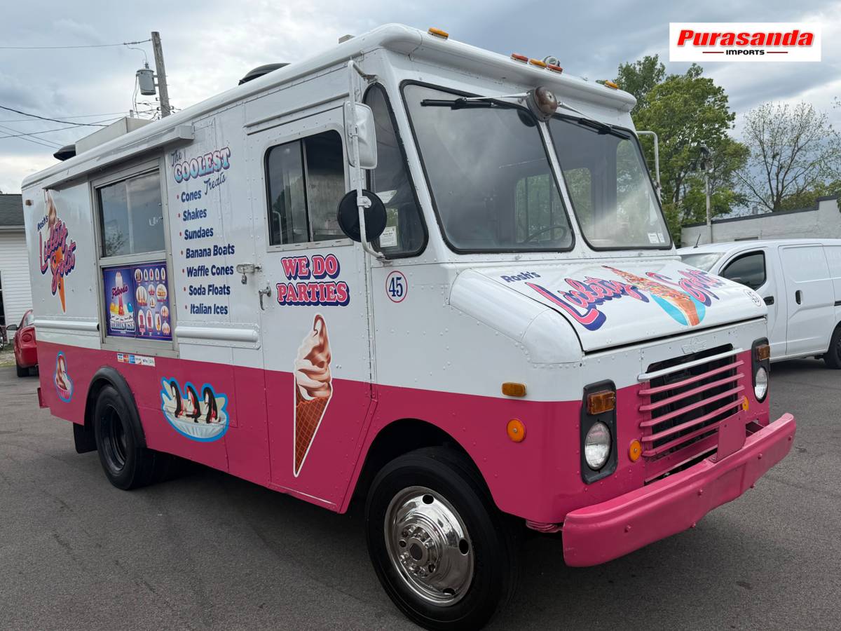 Gmc-P-truck-forward-1-ton-nominal-1987-white