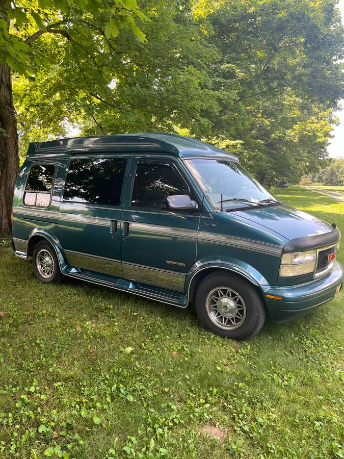 Gmc-Safari-van-1996-blue