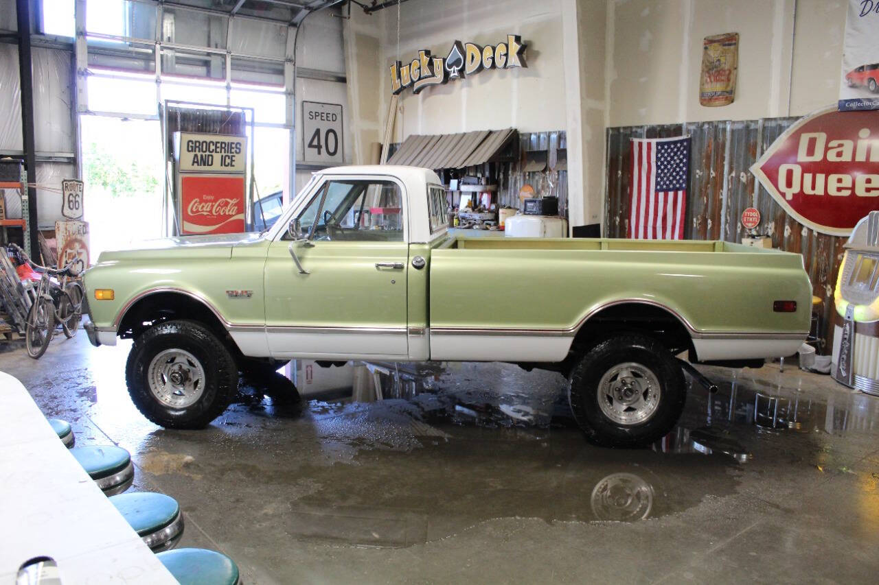 Gmc-Sierra-1500-1972-Green-WhiteGreen