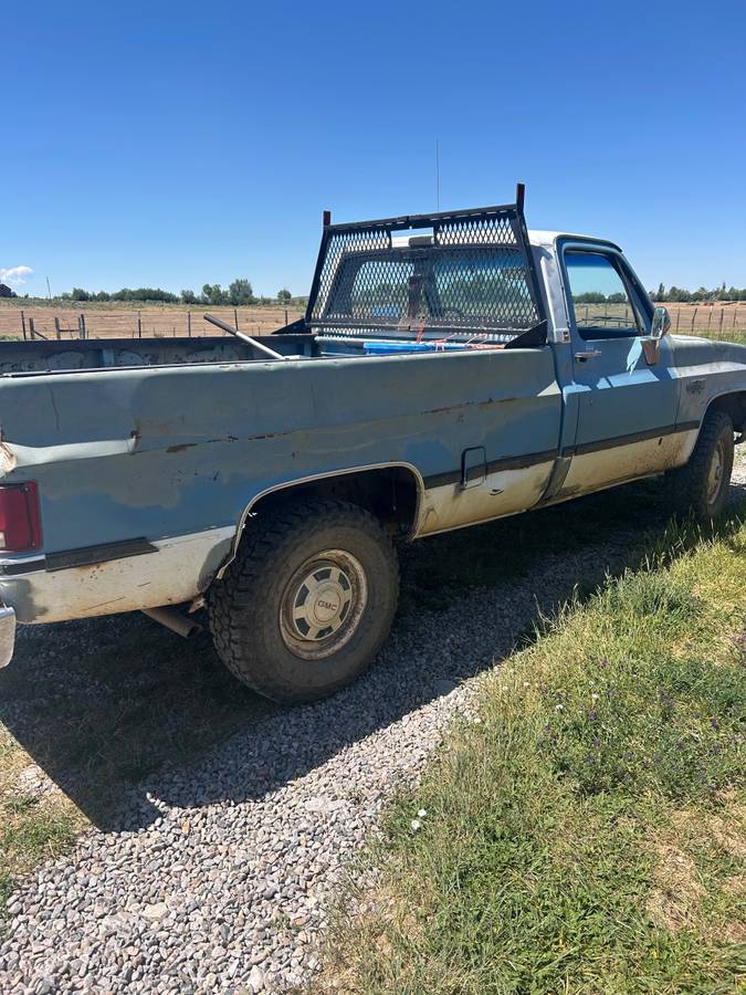 Gmc-Sierra-2500-1985-blue