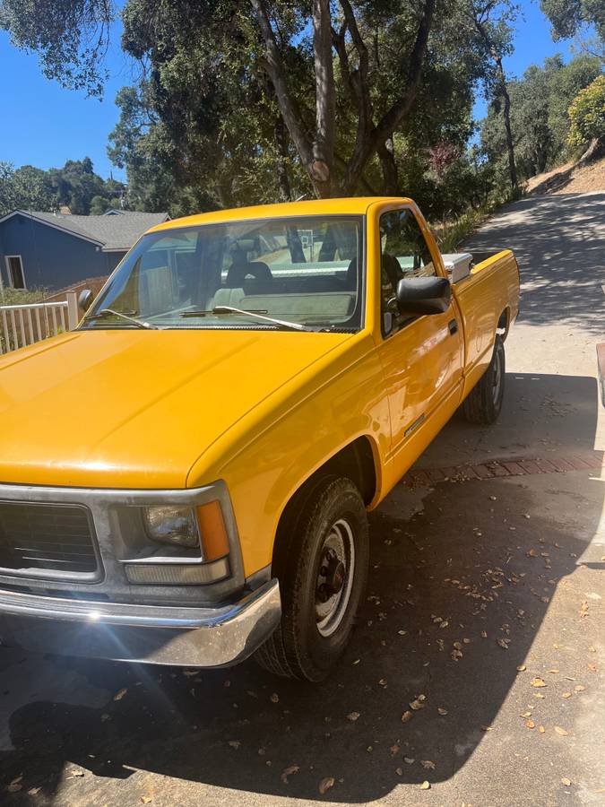 Gmc-Sierra-2500-1994-yellow