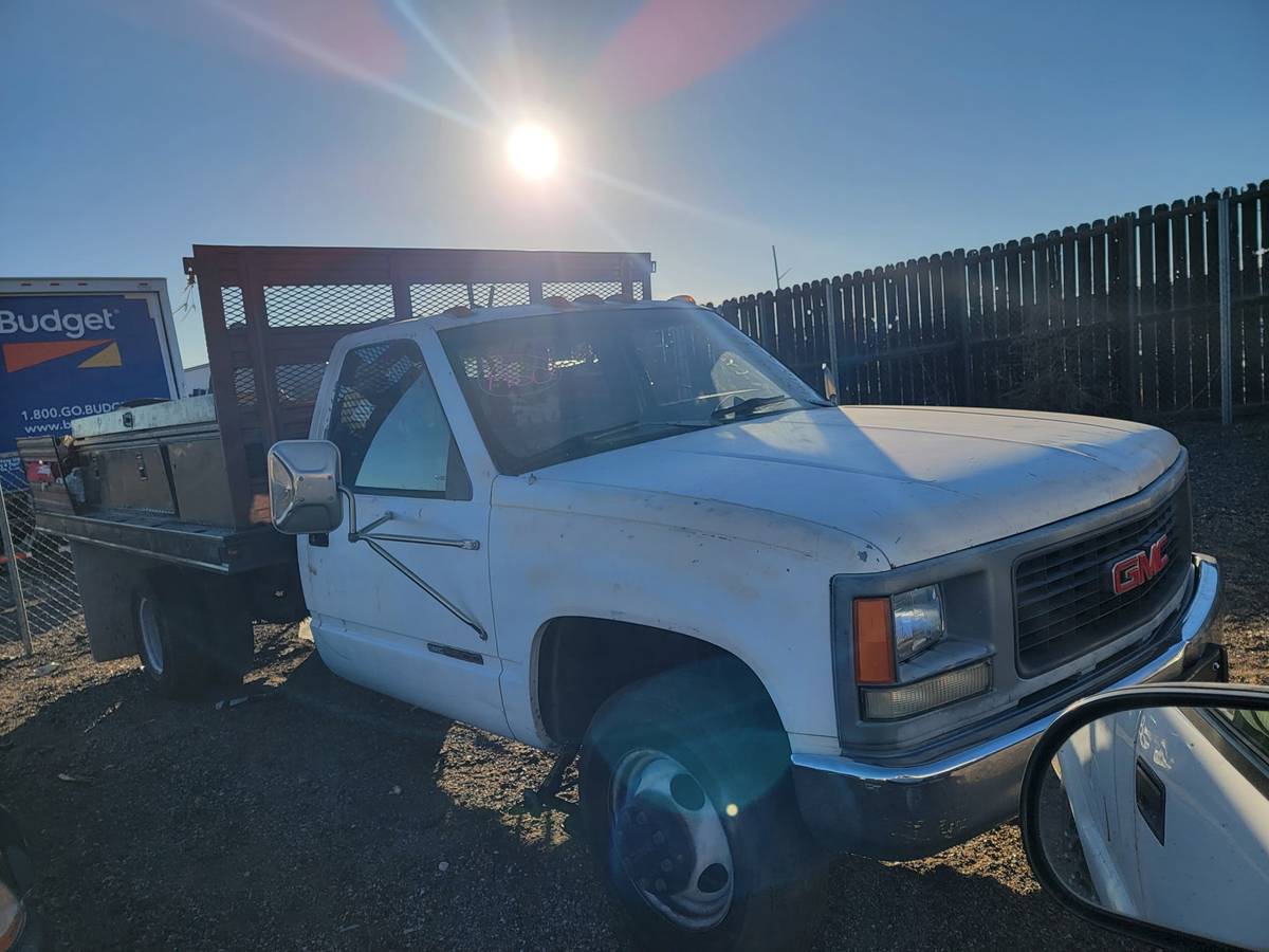 Gmc-Sierra-3500hd-1994-white