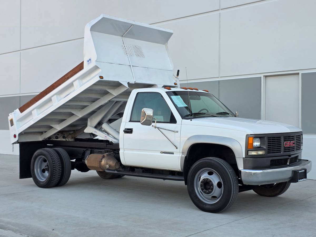 Gmc-Sierra-3500hd-1995-white