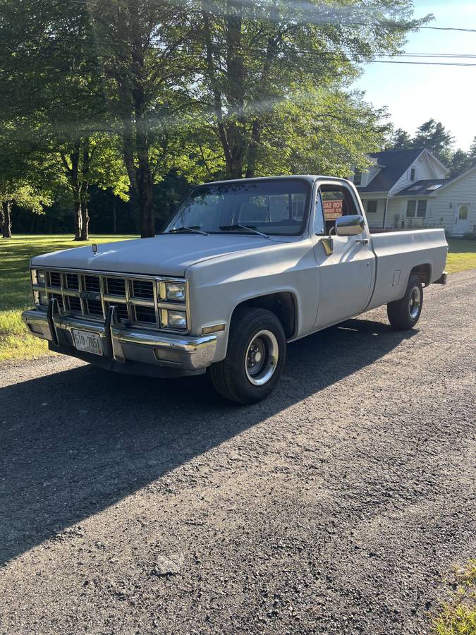 Gmc-Sierra-classic-1500-1982-grey