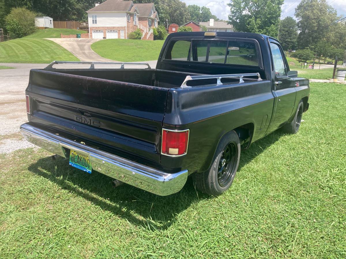 Gmc-Sierra-grande-1979-black