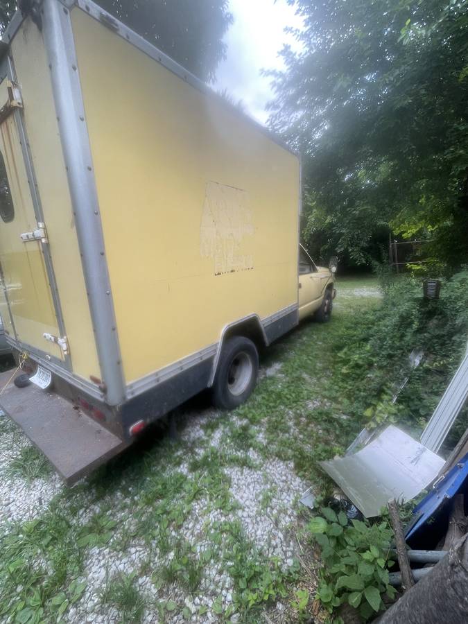 Gmc-Truck-3500-hd-1995-yellow