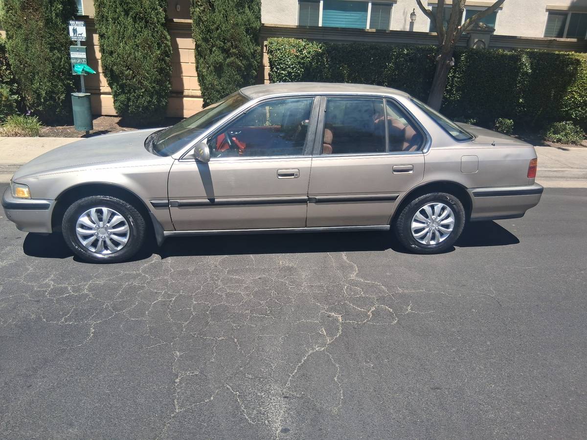 Honda-Accord-1991