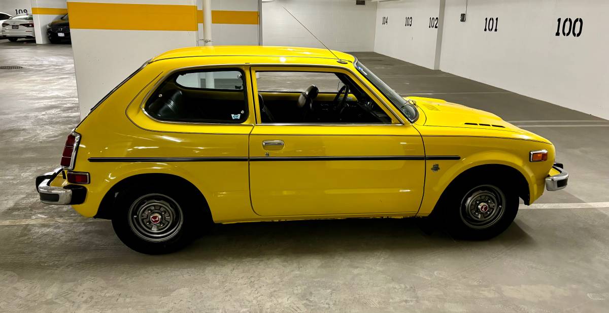 Honda-Civic-1977-yellow