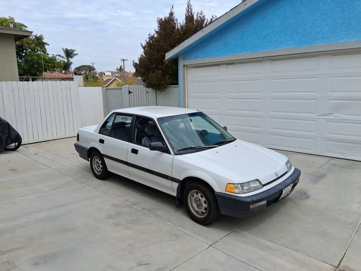 Honda-Civic-1991-white