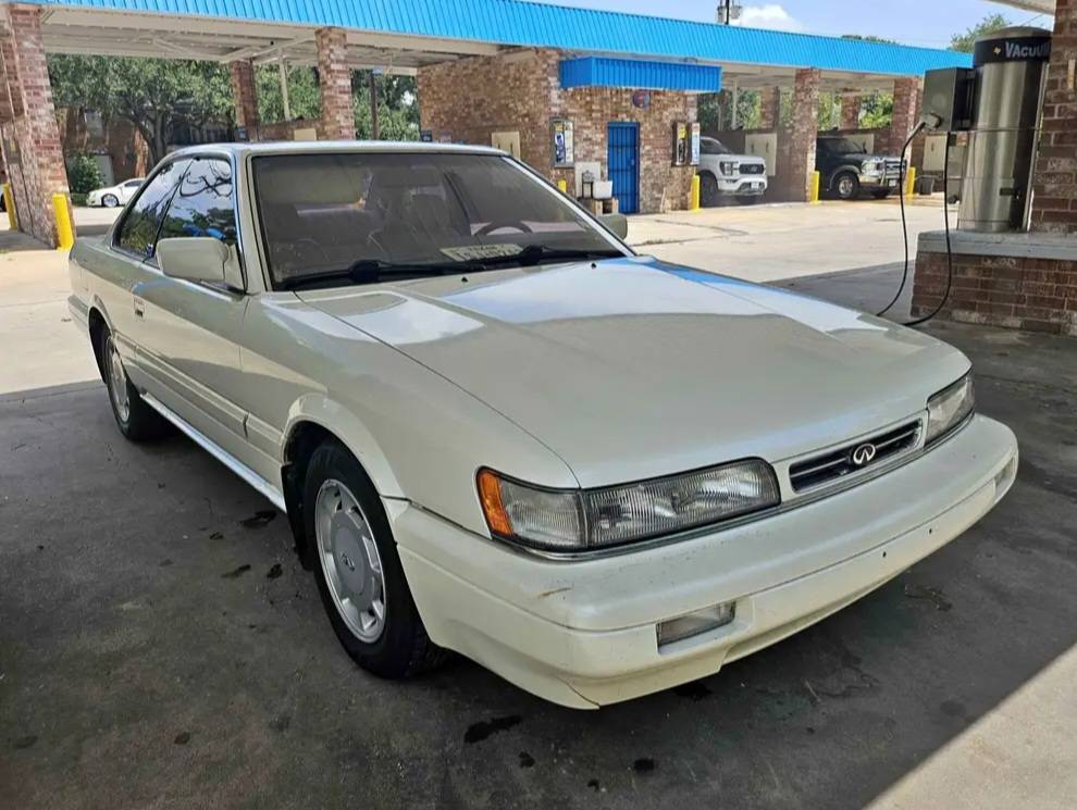 Infiniti-m30-1991-white