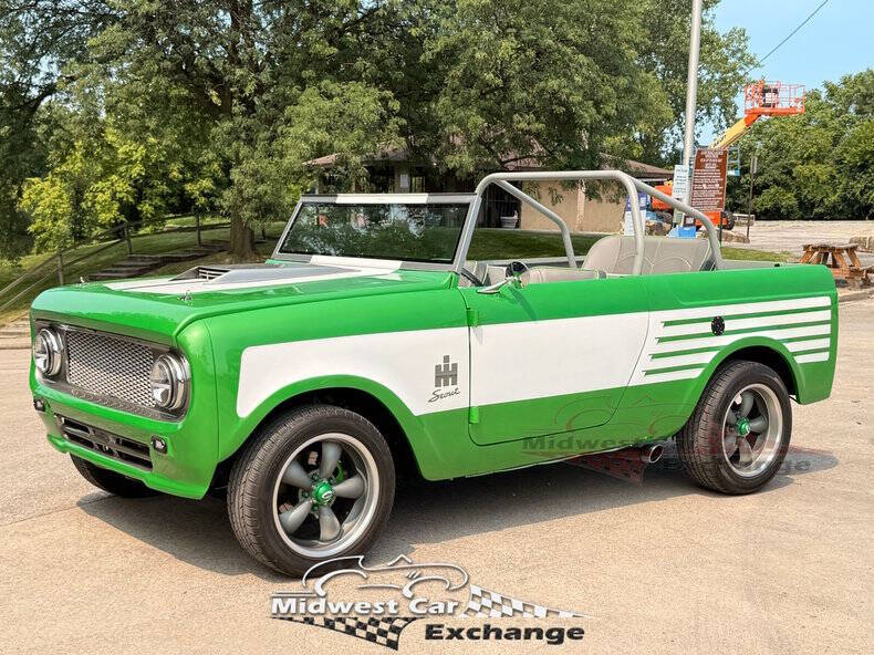 International-ihc-Scout-1963-Green-amp-White-Gray