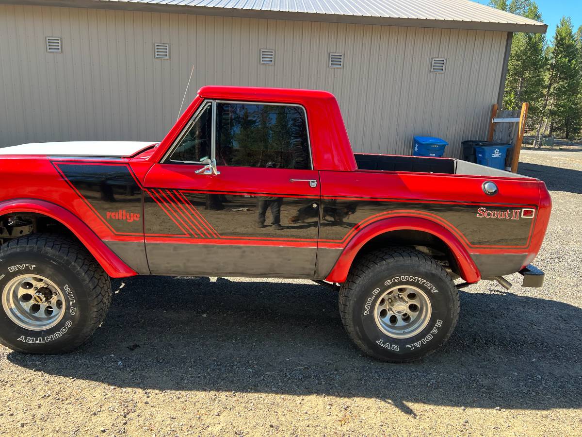 International-ihc-Scout-ii-1980-red
