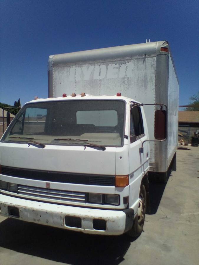 Isuzu-npr-box-truck-1995