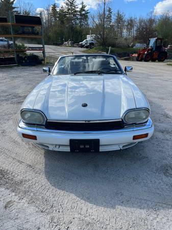 Jaguar-X22-convertible-1994