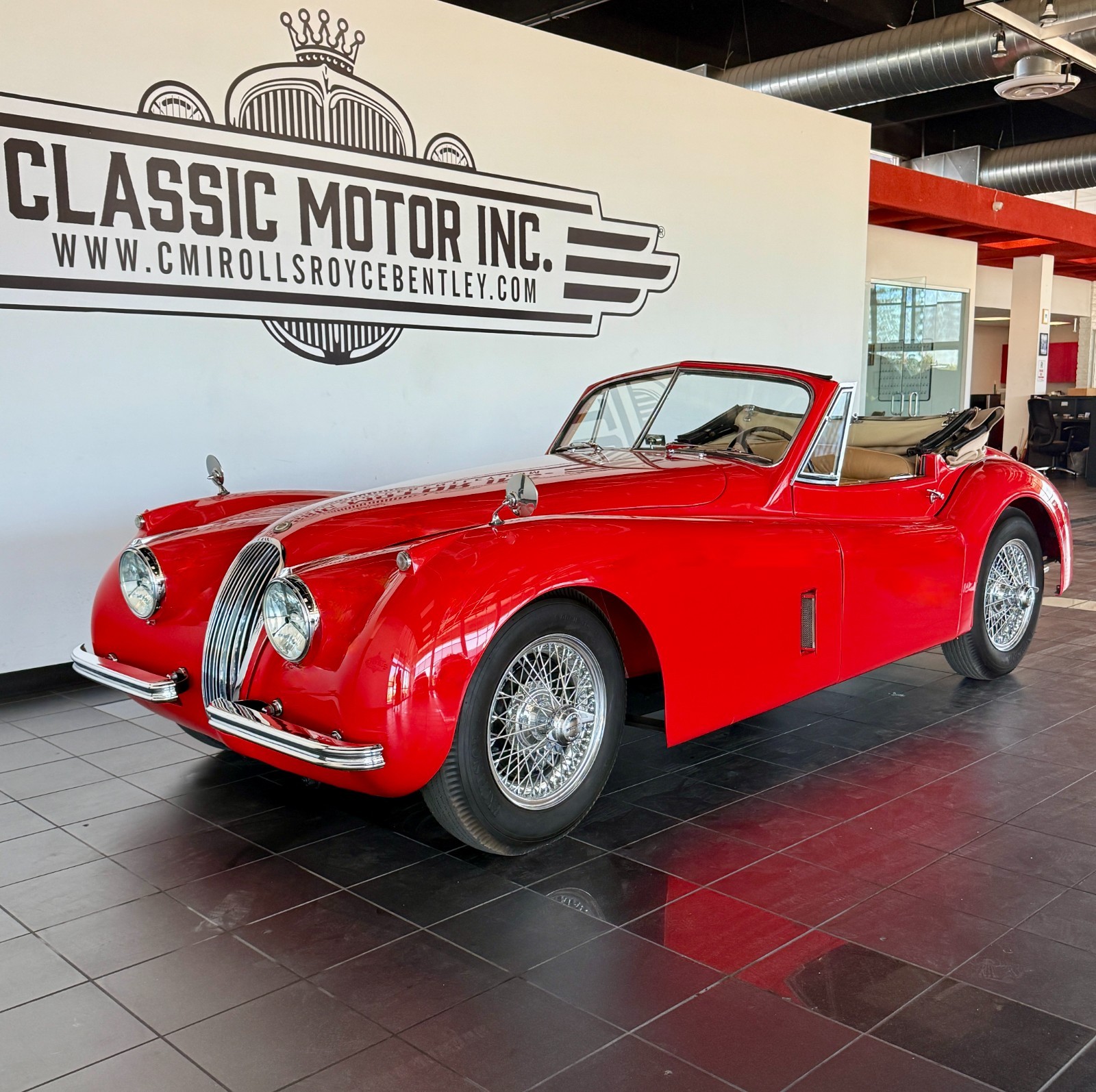 Jaguar-XK120-1954-Convertible-Tan