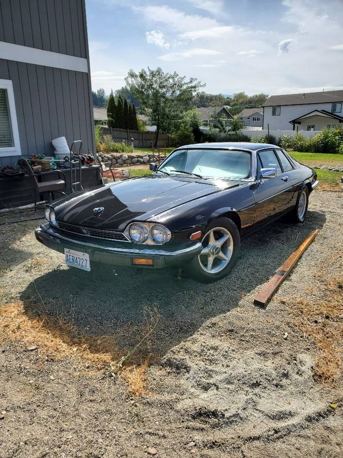 Jaguar-Xjs-1990-black