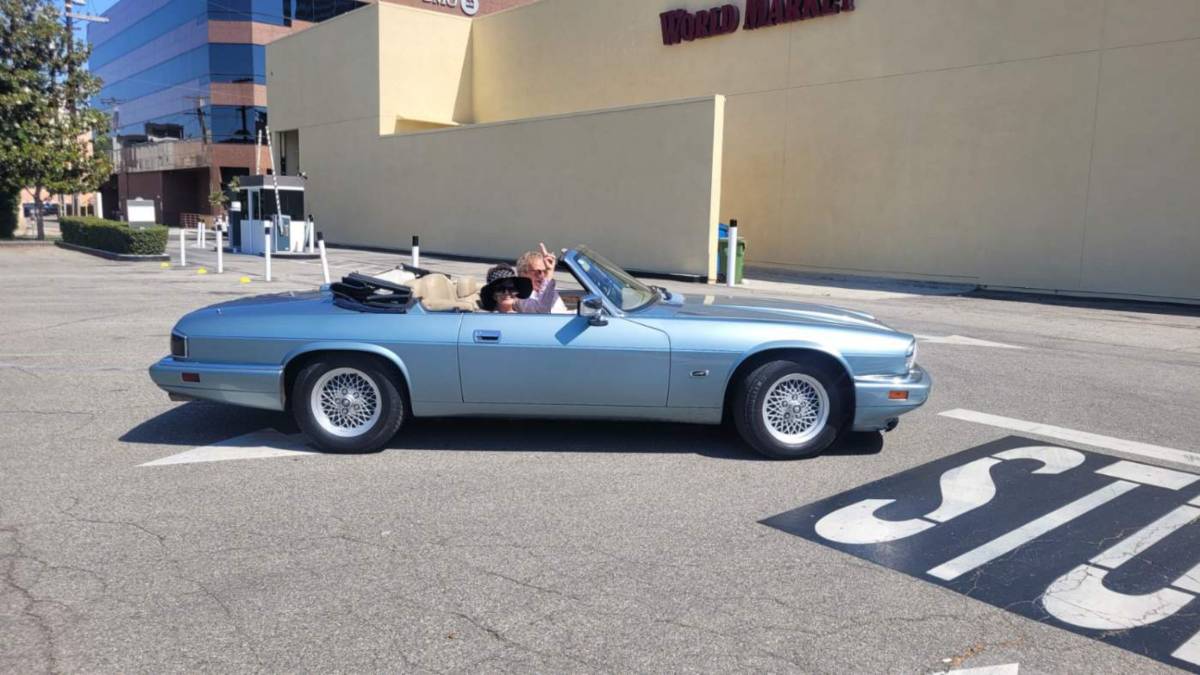Jaguar-Xjs-convertible-1994-blue