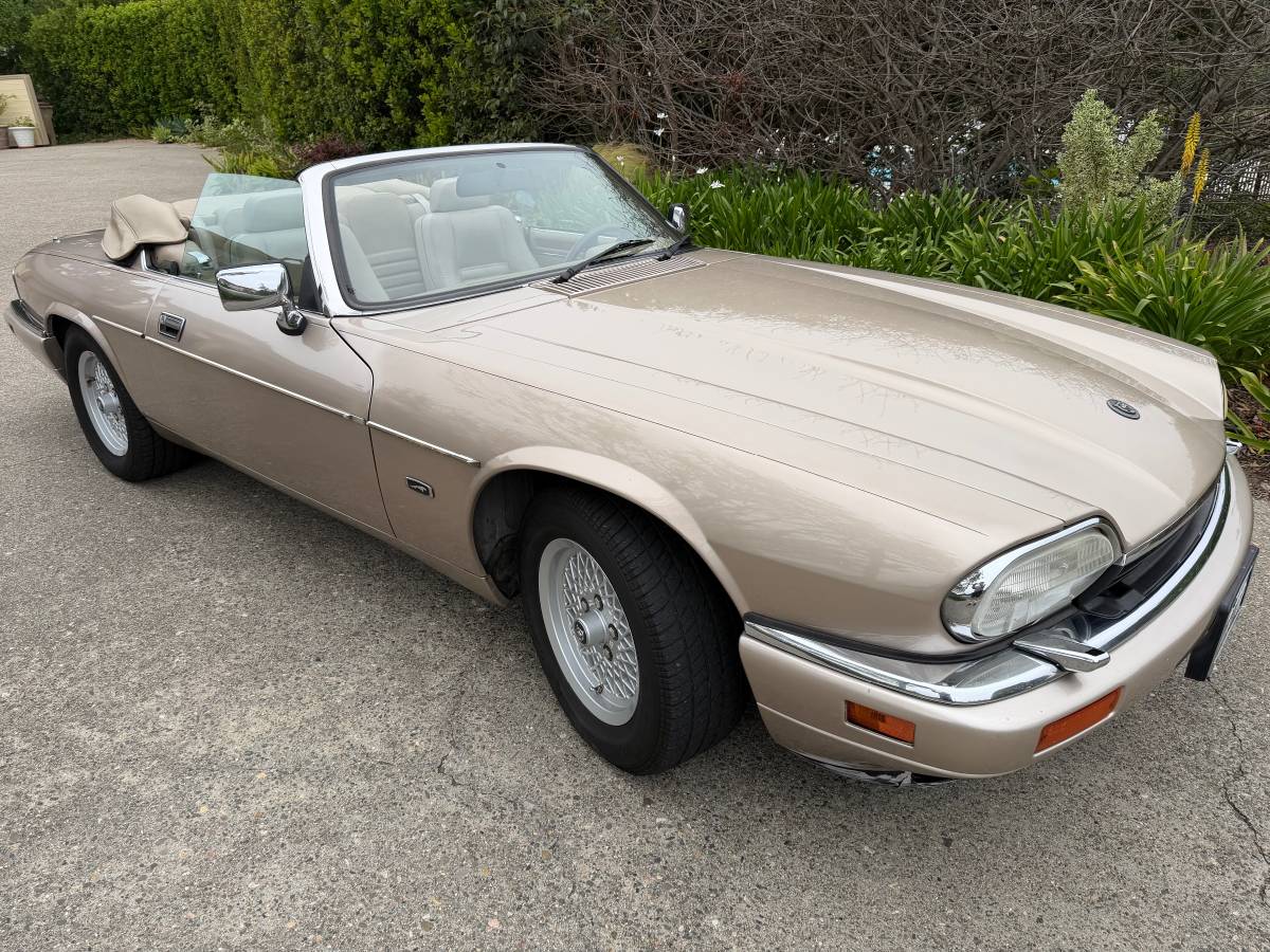 Jaguar-Xjs-convertible-1994