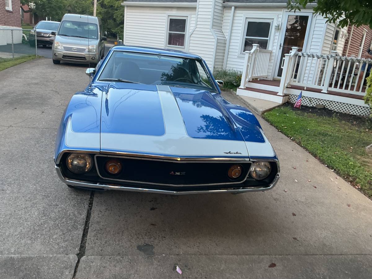 Javelin-amx-1974-blue