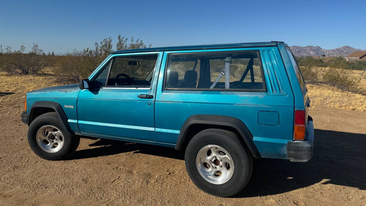 Jeep-Cherokee-1994-blue
