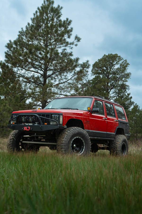 Jeep-Cherokee-country-1994-red