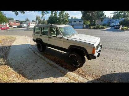Jeep-Cherokee-xj-1990