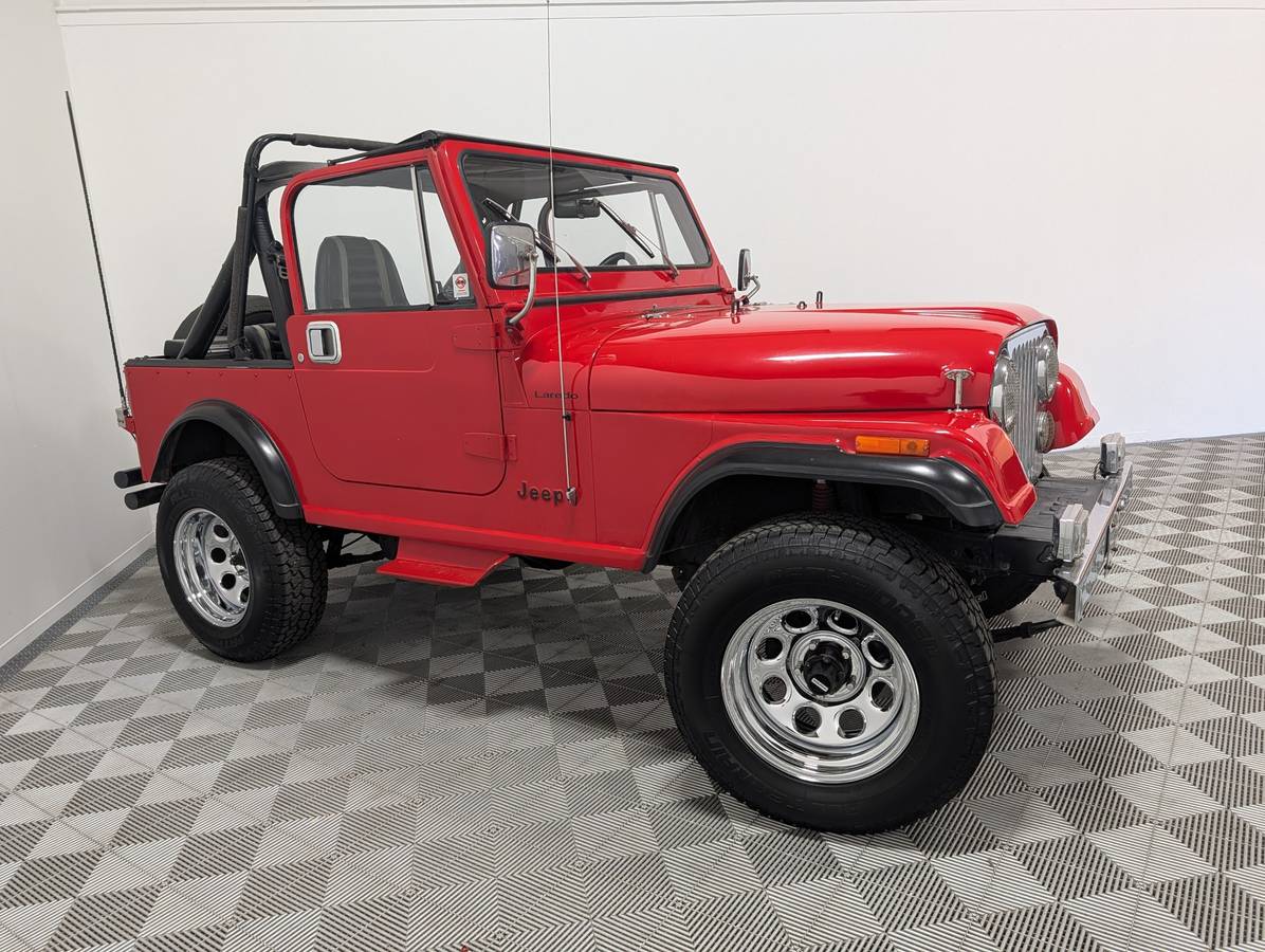 Jeep-Cj-7-5-speed-manual-1985