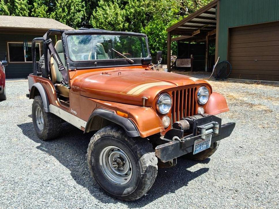 Jeep-Cj5-1975-brown