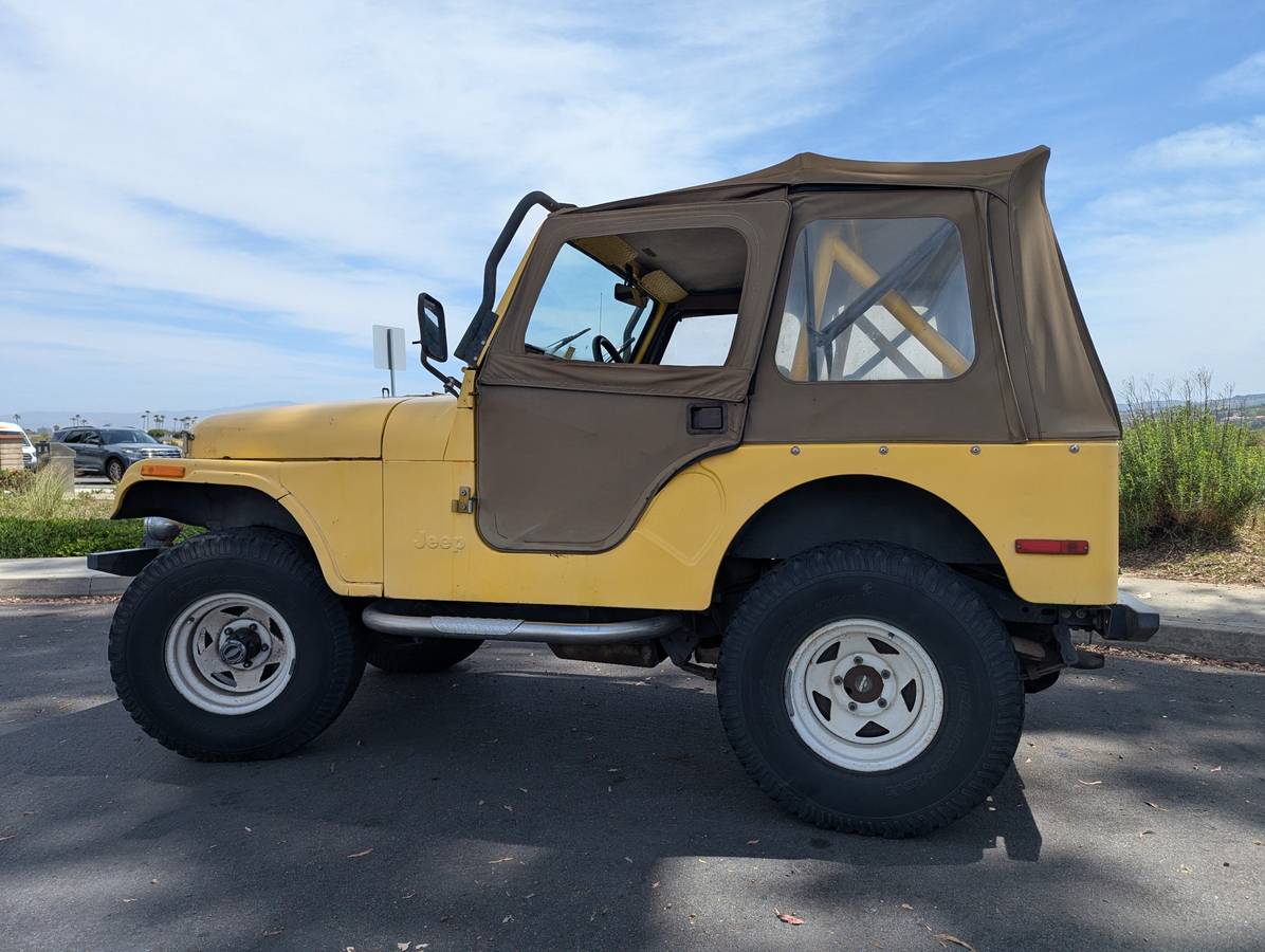 Jeep-Cj5-1978-yellow