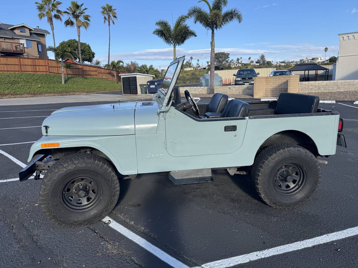 Jeep-Cj7-1984-custom