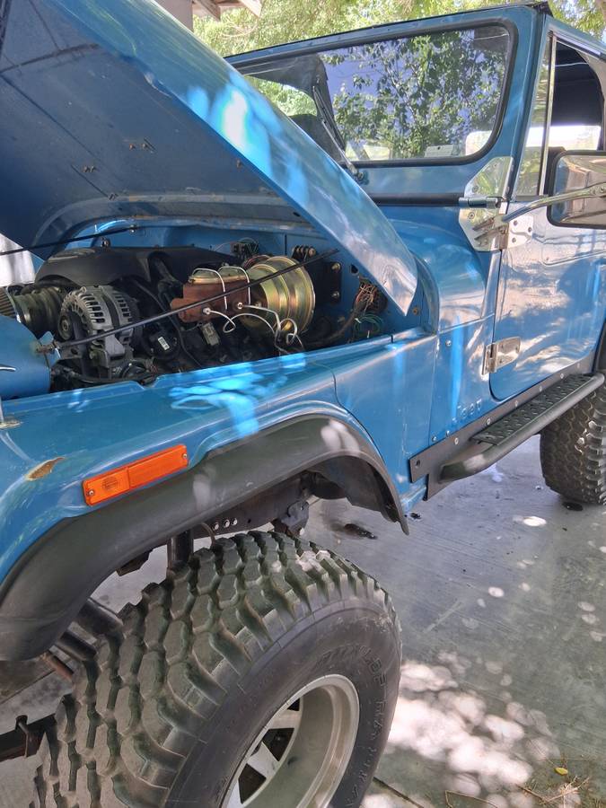 Jeep-Cj7-4x4-2dr-1976-blue