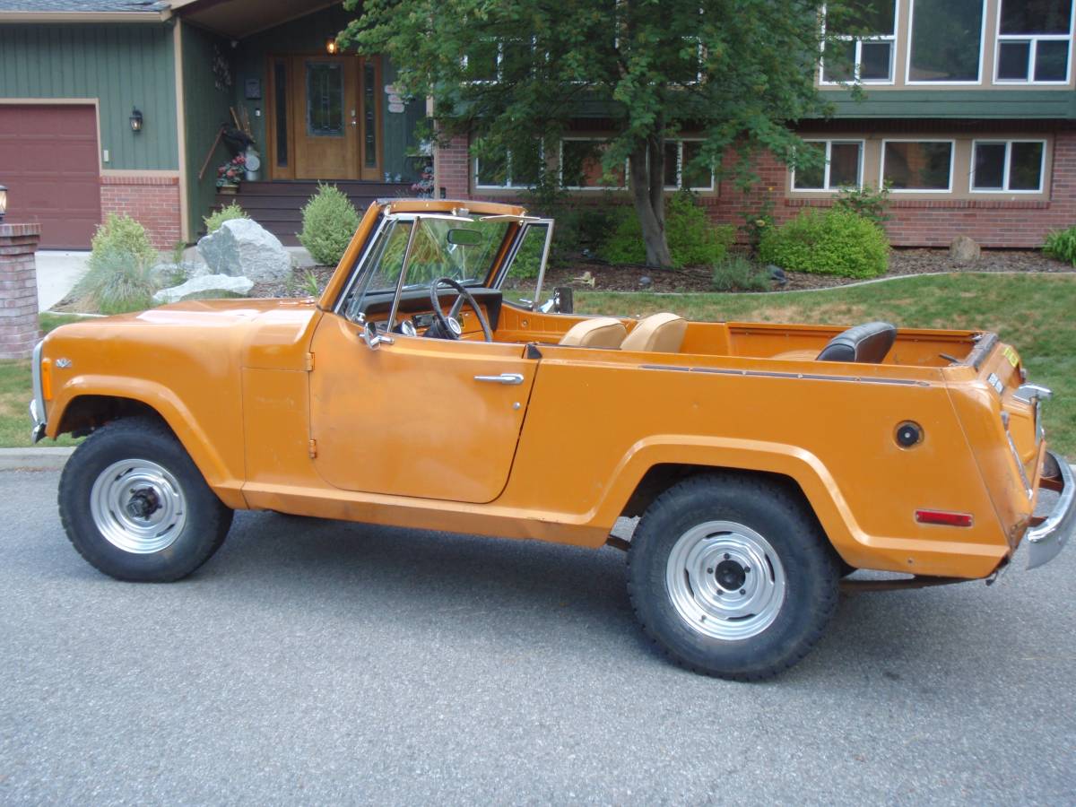Jeep-Commando-1972-orange