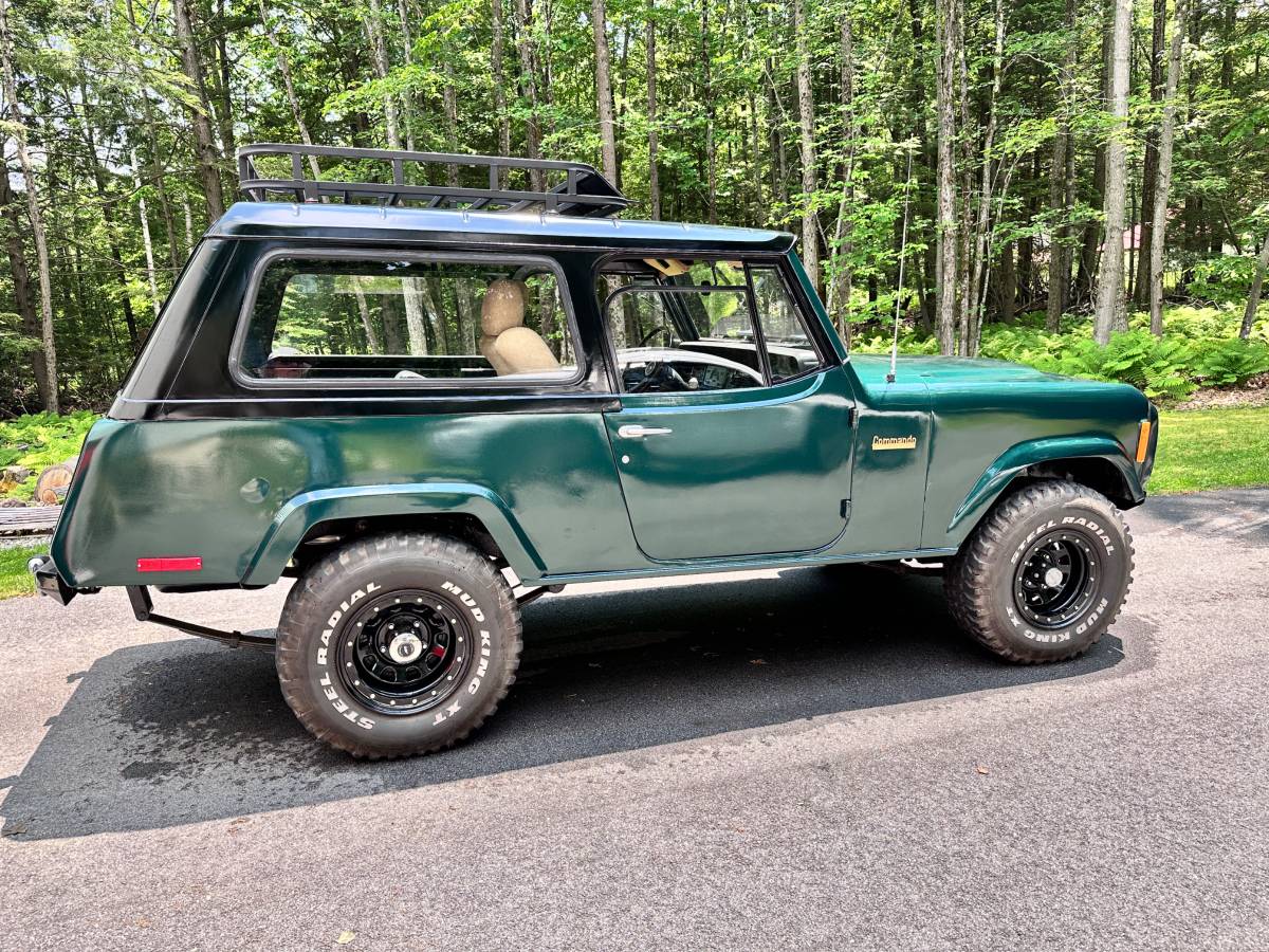 Jeep-Commando-1973-green