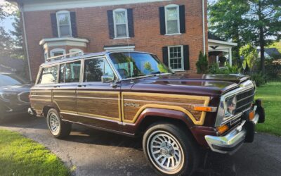 Jeep Grand Wagoneer 1989
