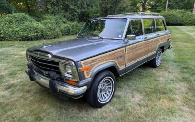 Jeep Grand Wagoneer 1990