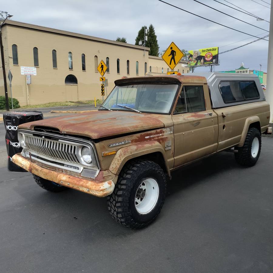 Jeep-J4800-1972-brown